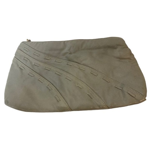 Vtg 80s DEADSTOCK Gray Vinyl Clutch w ASYMMETRICAL Pattern & DETACHABLE Strap - Picture 5 of 9